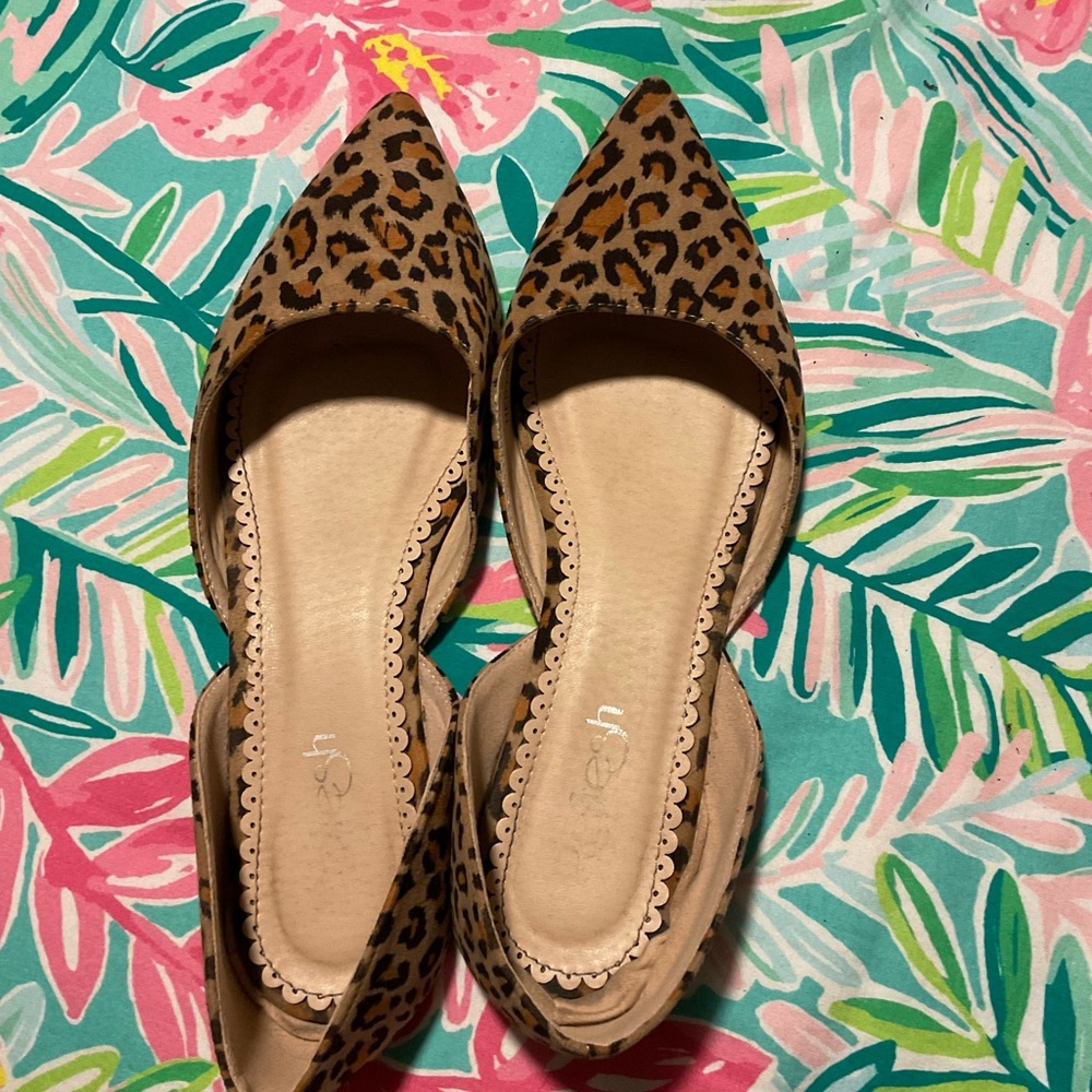 Leopard Print Pointed Toe Flats